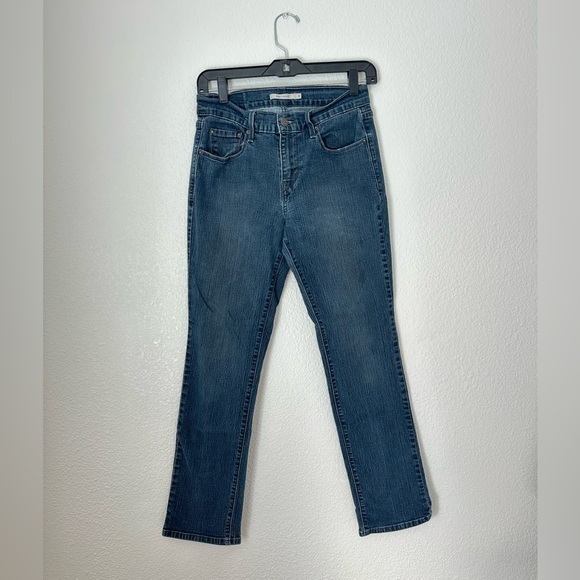 Levi's Denim - Levi’s Jeans 505 Straight Leg Size 4 Women’s